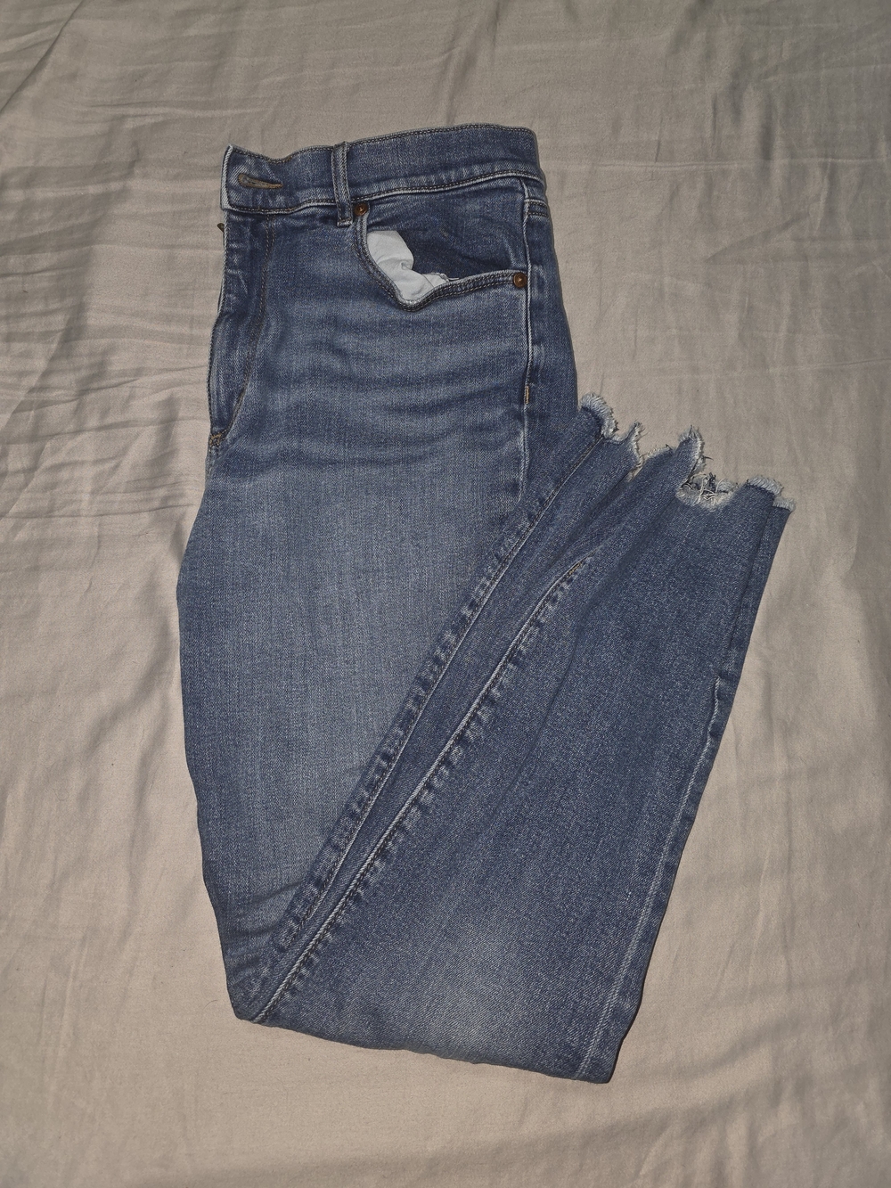 LOFT Blue High-Rise Ankle Skinny Jeans with Raw Frayed Hem